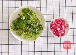 雷公根瘦肉汤的做法图解1