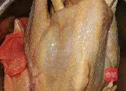 Illustration of how to make salt-baked chicken 1