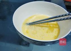 辣椒炒蛋的做法图解1