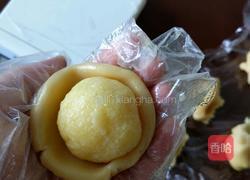 椰蓉蛋黄月饼的做法图解11