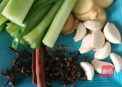 牛腩炖西红柿的做法图解3