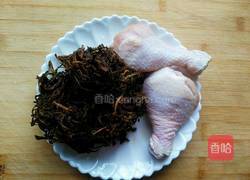 梅干菜烧鸡腿的做法图解1