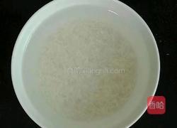 娃娃菜鲜虾粥 (宝宝辅食)的做法图解1