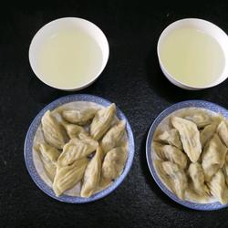 芹菜木耳鸡蛋水饺的做法[图]