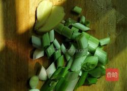 山药炖土鸡的做法图解4