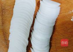 萝卜丸子汤的做法图解2