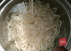 孜然乌冬面的做法图解2