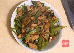 芹菜炒豆干的做法图解7