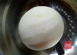 冰糖雪梨炖银耳的做法图解2