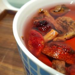 【呷补丨煲汤】红菇虾仁汤（3人份）的做法[图]