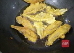 干炸小黄鱼的做法图解3