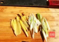 Illustration of home-style salted crispy chicken 3