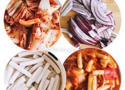 泡菜炒年糕的做法图解3