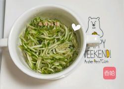 宝宝辅食丝瓜虾仁蛋饼的做法图解3