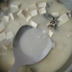 鲫鱼豆腐汤的做法[图]