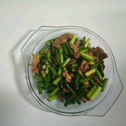 蒜苔炒肉的做法[图]