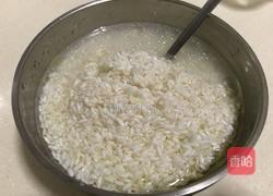 海鲜粥的做法图解1