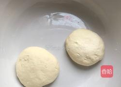 红糖芝麻饼的做法图解1