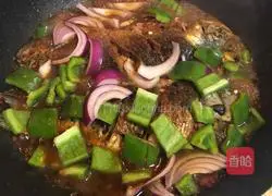 Illustration of Braised Crucian Carp 12