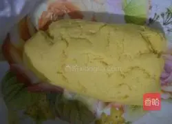 Illustration of how to make mini golden steamed buns 7