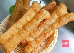 炸油条的做法图解10