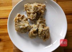 猪肉炒酸菜的做法图解3