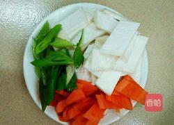 杏鲍菇炒胡萝卜的做法图解2