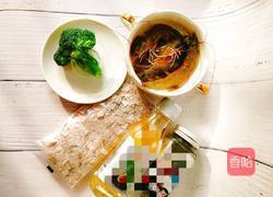 鲜虾杂粮面的做法图解1
