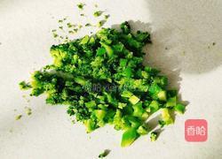 鲜虾杂粮面的做法图解3