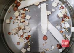 土茯苓淮山薏米汤 健脾祛湿的做法图解4