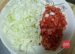 白菜胡萝卜鲜肉包的做法图解4