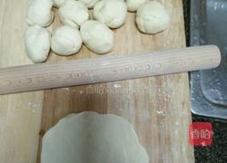 白菜胡萝卜鲜肉包的做法图解7