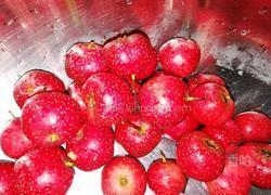 冰糖山楂羹的做法图解1