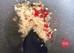 好吃到舔手指的蒜蓉粉丝开背虾的做法图解9