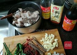 卤肉的做法图解1