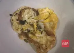 Illustration of how to make egg fried rice 1