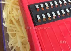 Illustration of how to make spicy and sour potato shreds 2