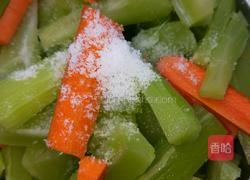 自制开胃泡菜酸爽任你行的做法图解2