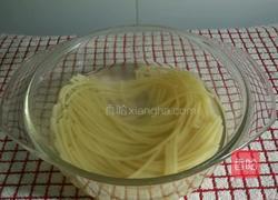 妙招分享 微波炉煮意面的做法图解3