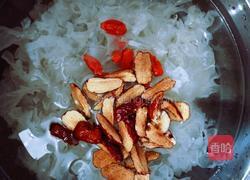 银耳荸荠雪梨甜汤的做法图解7