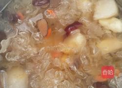 银耳荸荠雪梨甜汤的做法图解9