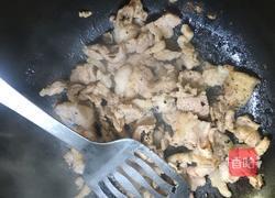 五花肉炒藕的做法图解2