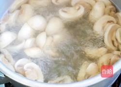 红薯烩口蘑的做法图解3