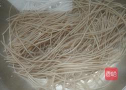 猪肉炖粉条的做法图解5