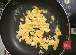 蛋炒饭的做法图解2