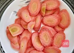 胡萝卜蒸饺的做法图解2