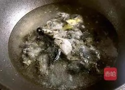 Tea Tree Mushroom Black Chicken Soup (Pressure Cooker Version) Recipe Illustration 6