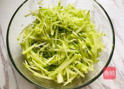油炸小怪兽(萝卜丝丸子)的做法图解2
