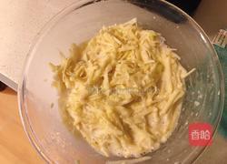 土豆丝鸡蛋饼的做法图解3