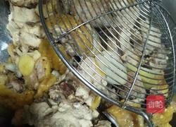 不太像黄焖鸡的黄焖鸡米饭的做法图解1